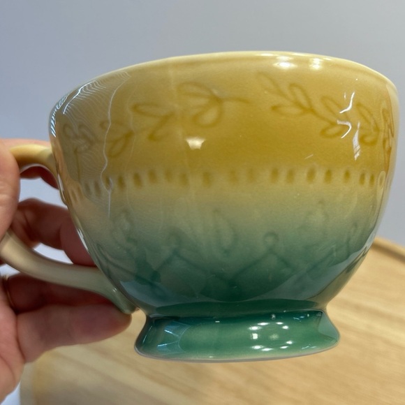 Celebrate Together Ceramic 18oz Fall Squirrel inside Coffee Mug - Picture 6 of 6